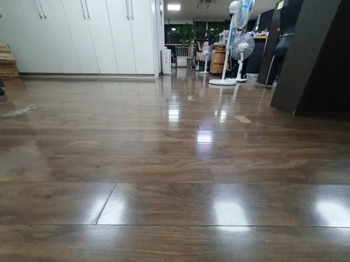 의정부 청소업체 추천, 금오동사무실 정기청소 주3회 방문으로 완벽한 업무환경 만들기